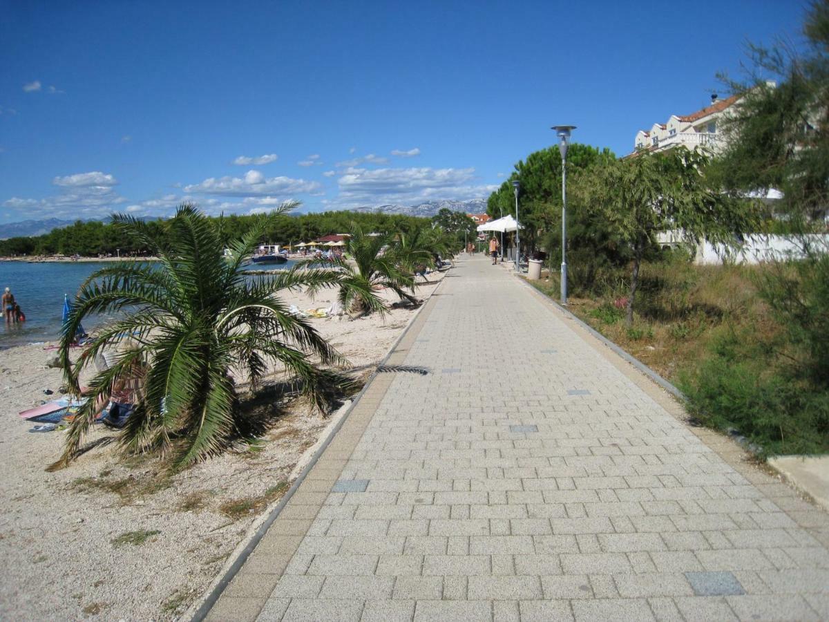 Apartments Orlic Povljana Buitenkant foto